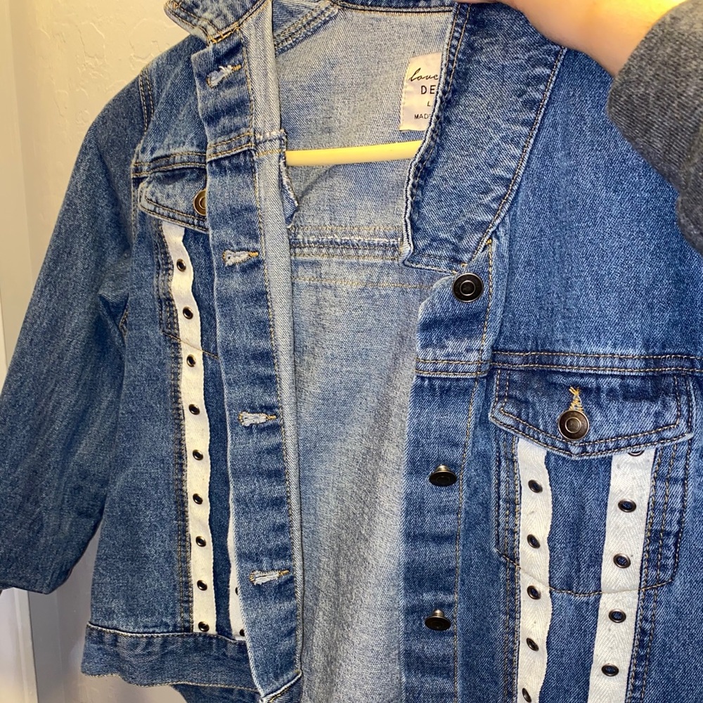 jean jacket - Picture 2 of 3